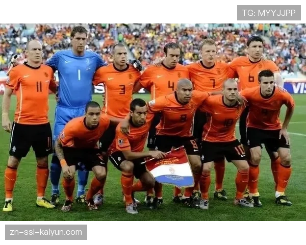 官方：荷兰足协与罗纳德·科曼续约至2028年世界杯，继续执教荷兰国家队