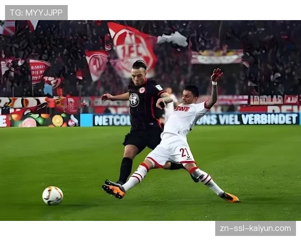 法兰克福2-2战平科隆，双方门将多次做出关键扑救
